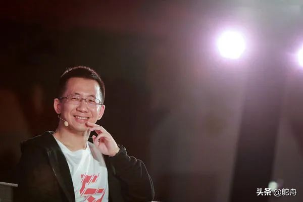 字节跳动创始人张一鸣的用人之道,字节跳动董事长张一鸣跟巴菲特
