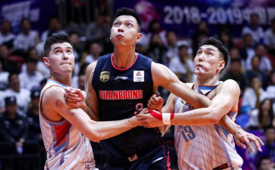 中国移动援助cba,中国移动投资15亿