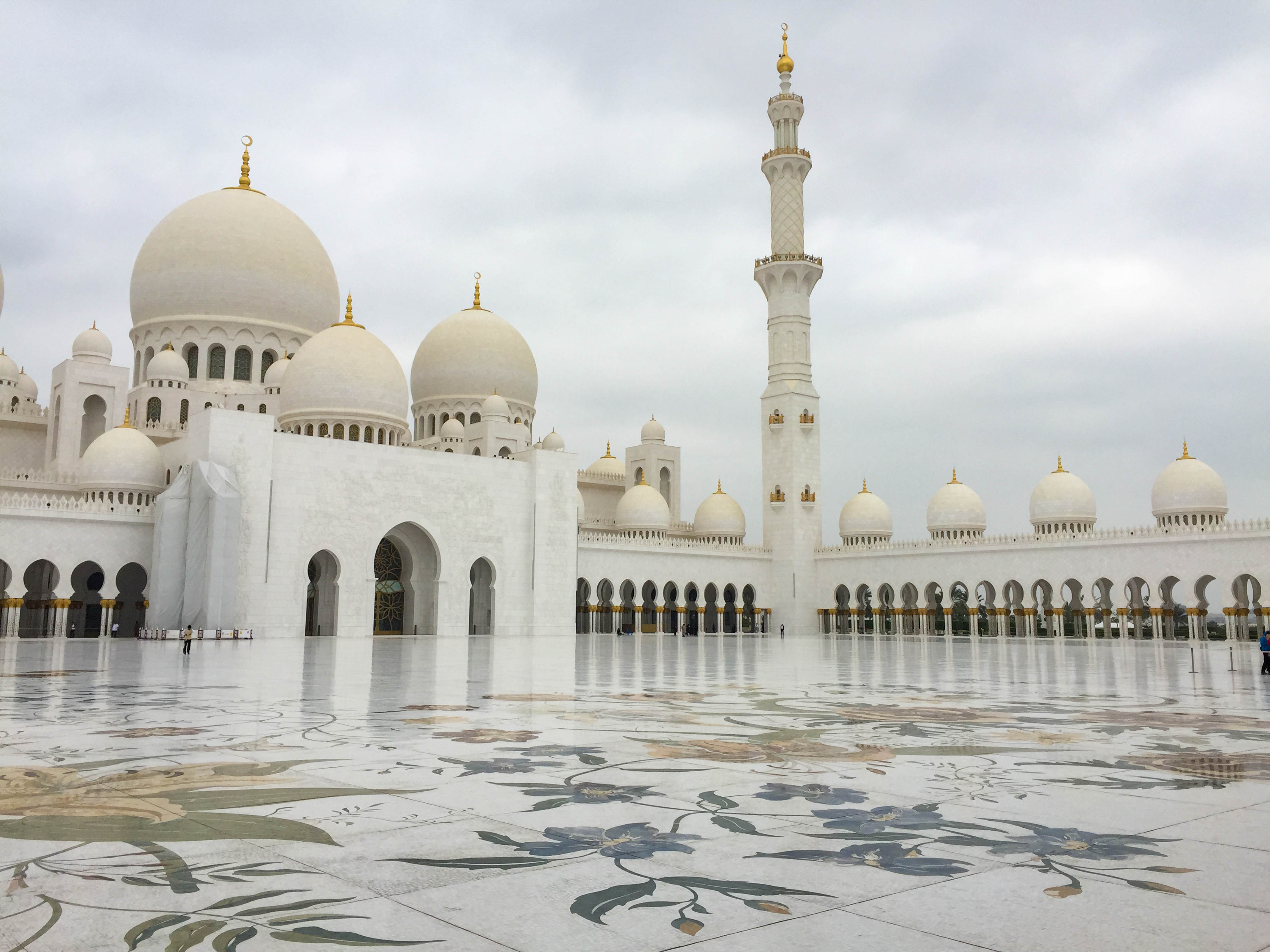 最奢华最漂亮阿布扎比的清真寺,最奢华清真寺谢赫扎伊德