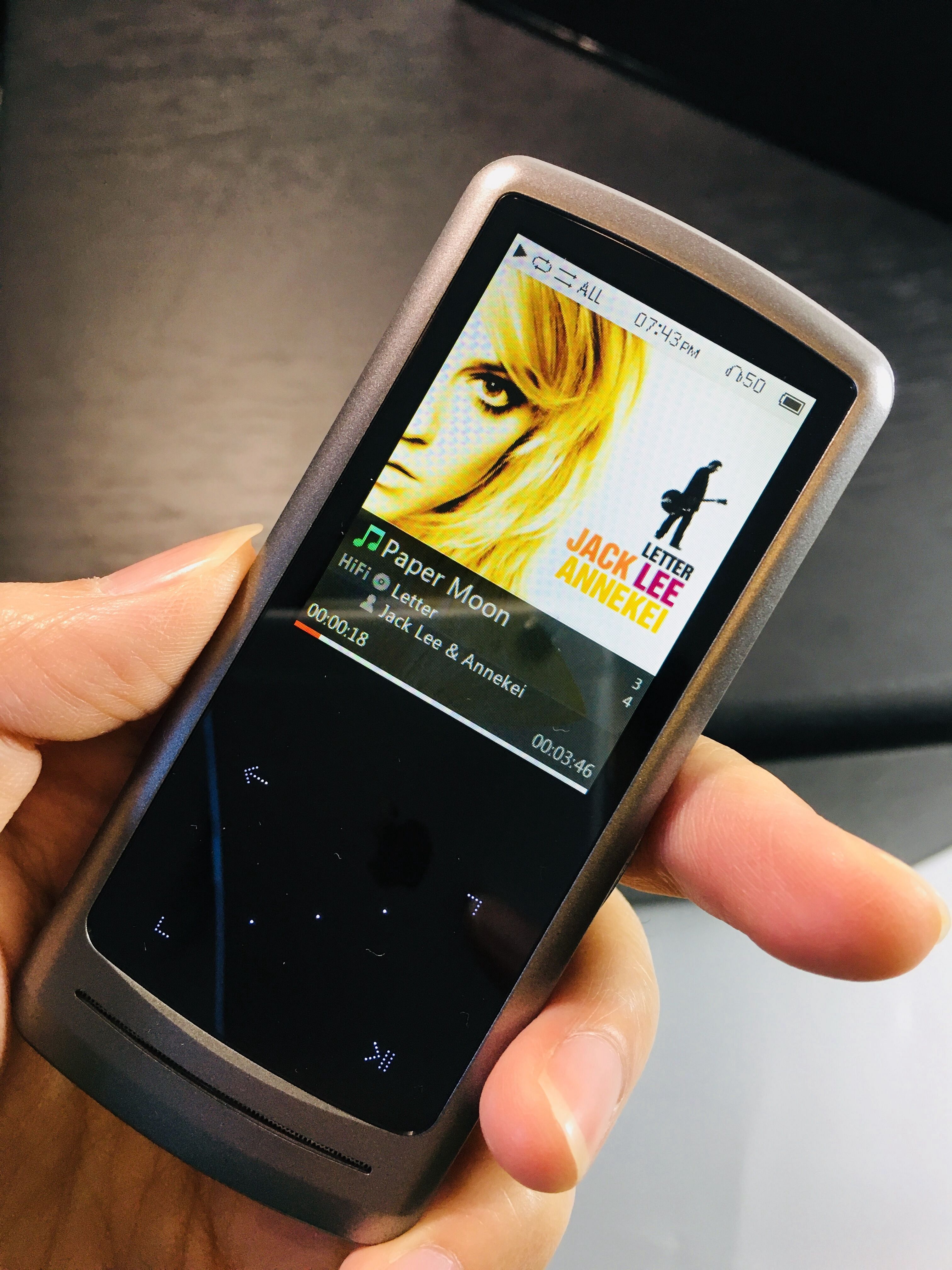 正统HIFI级MP3正式驾到，从外到内都是复古的贵族血液