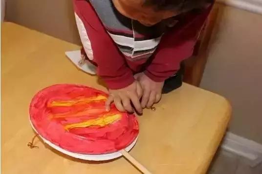 幼儿园新年手工制作大全创意,2022新年画创意手工幼儿园