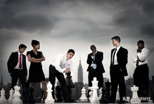 成功不是靠自己而是靠团队,要想成功必须选择一个好团队