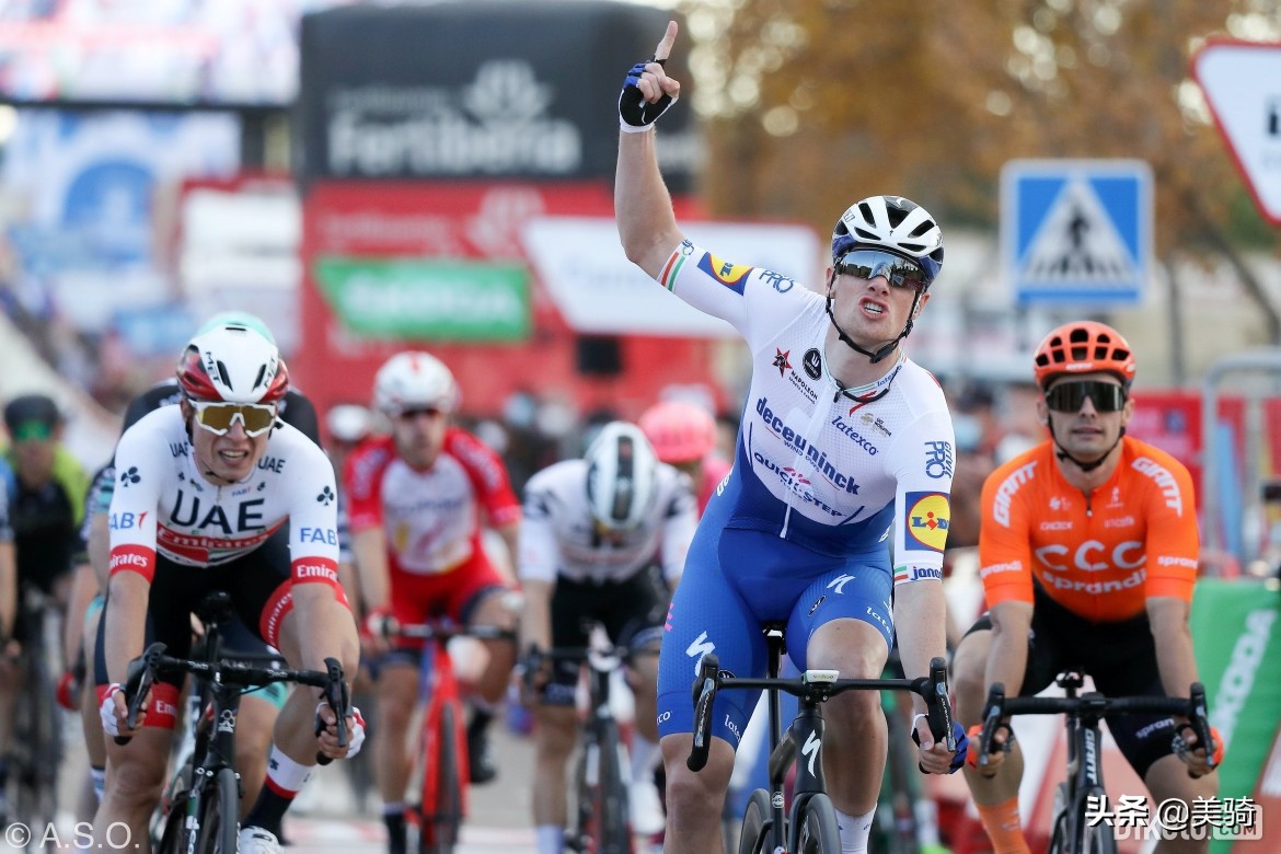 一体式骑行眼镜推荐,轻奢骑行眼镜推荐