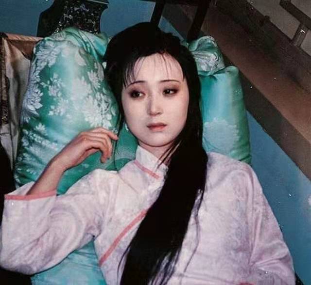 贾琏死后的真相,贾府败落贾琏去哪里了