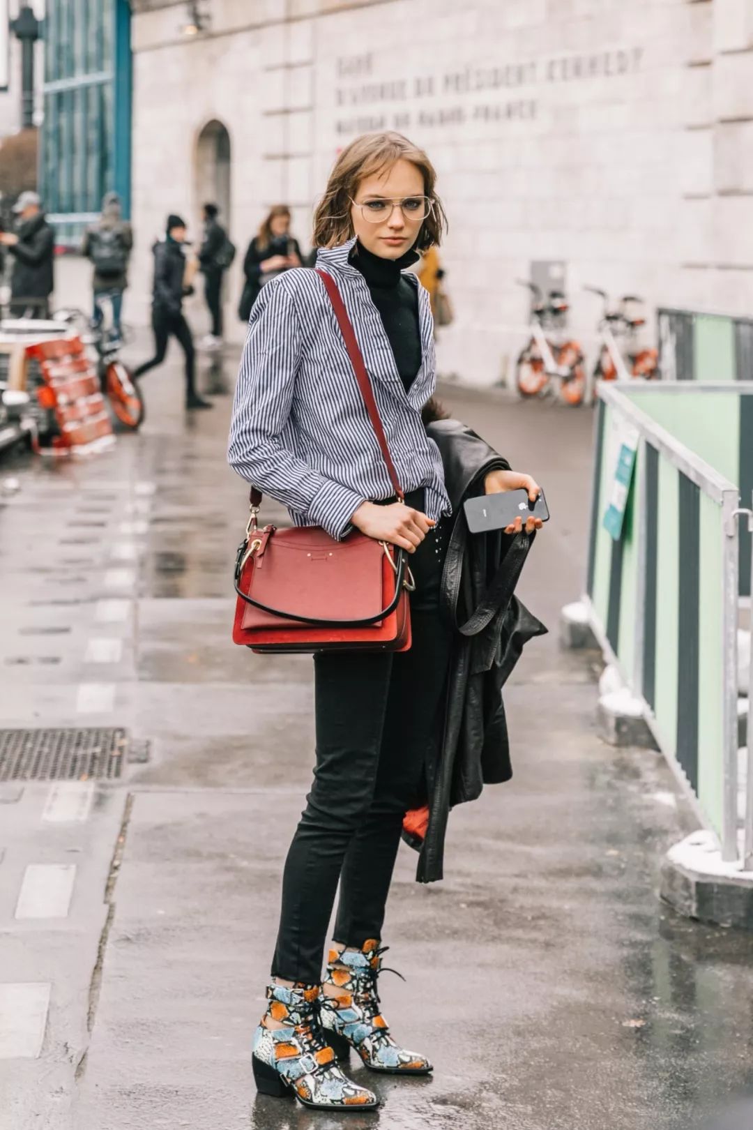 衬衫叠穿秋冬最流行的穿法,衬衫毛衣初春最时髦的穿法