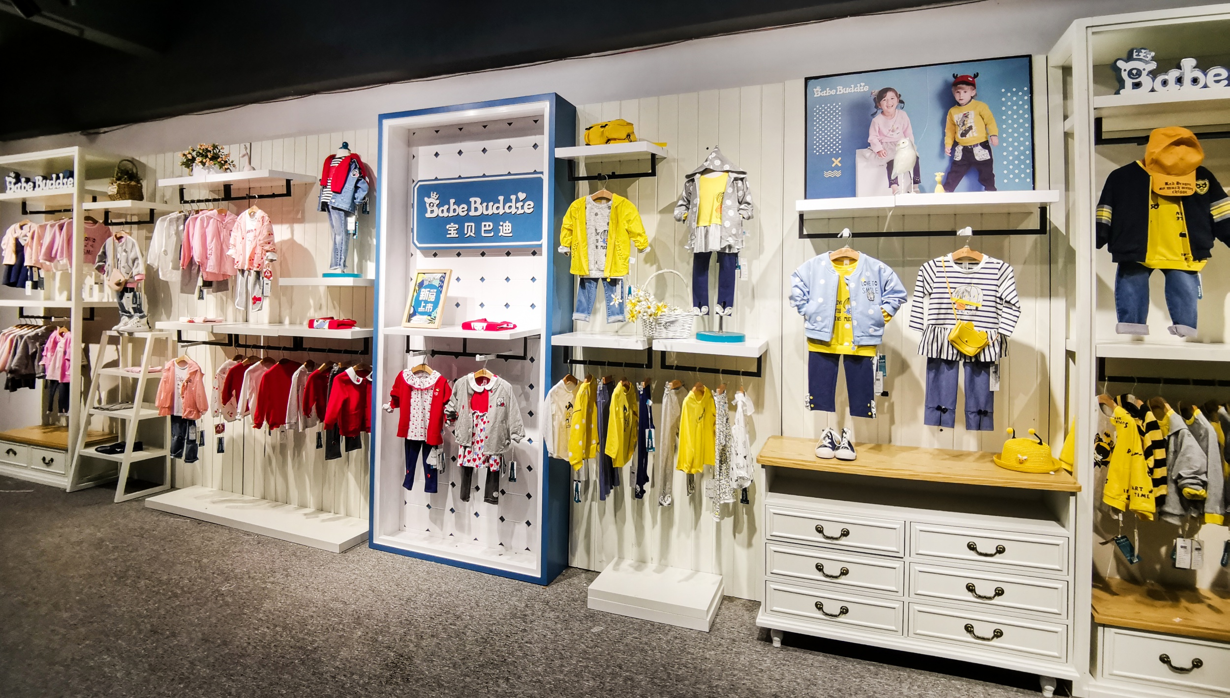 新手怎样开童装店才最赚钱呢,童装店开店创业方案怎么写