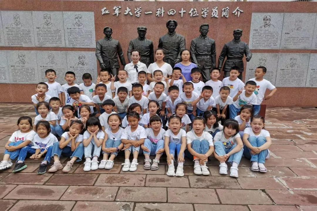 春天幼儿园传承红色文化活动推荐,红色文化专题活动方案幼儿园