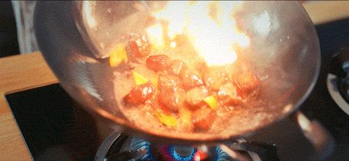 什么锅最好用又大,什么锅最好用呢