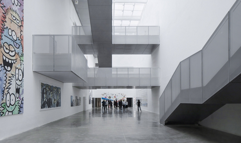 既是工厂，也是美术馆的浙江STANCE智慧厂房