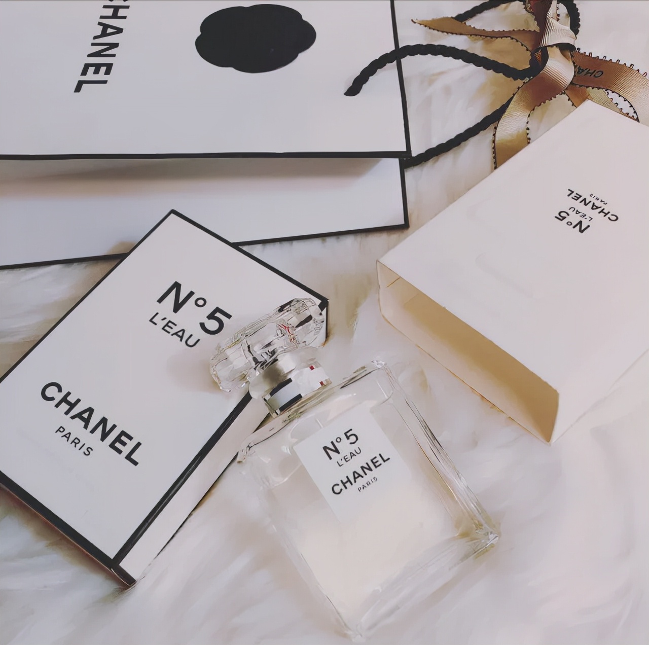 玛丽莲梦露香奈儿5号香水,玛丽莲梦露用的哪款香奈儿5号