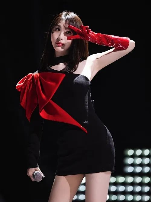 女人在变美这件事上一定不要偷懒,想要变瘦变美变好看就不能偷懒