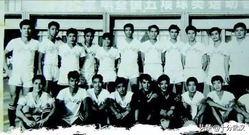 武汉城事｜细数武汉足球百年沉浮：从“租界足球”到“中超黑马”