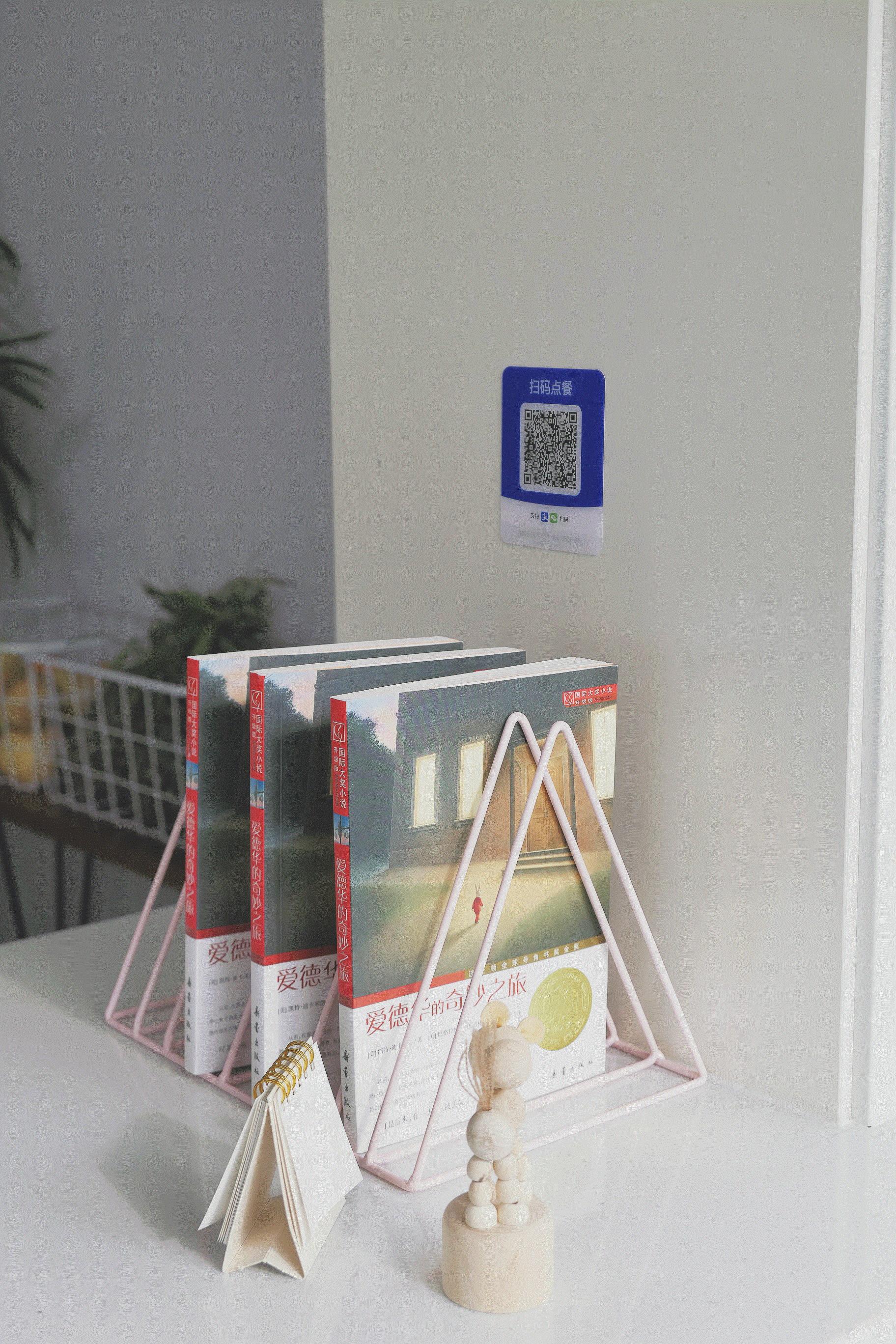 这两家童话般的“魔法蛋糕店”，也太香了吧