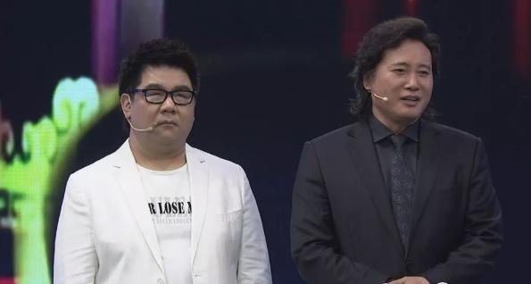 盲人杨光为什么不火了,从爆红到消失盲人歌手杨光