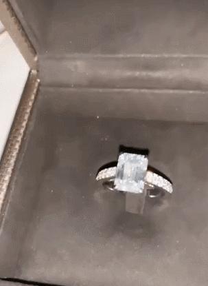 她实现了九亿少女梦寐的婚礼后，带着钻戒来了！酸哭了