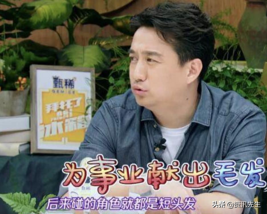 黄磊小女儿穿高跟鞋,黄磊女儿穿花裙显成熟