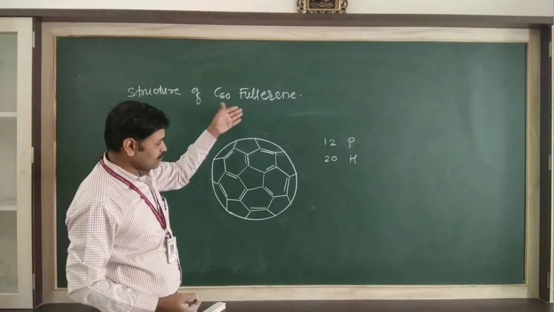 富勒烯玩真的吗？含富勒烯的护肤品晒一晒