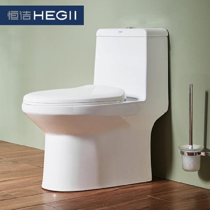 马桶的品牌和型号怎么挑,马桶牌子的和不是牌子的区别