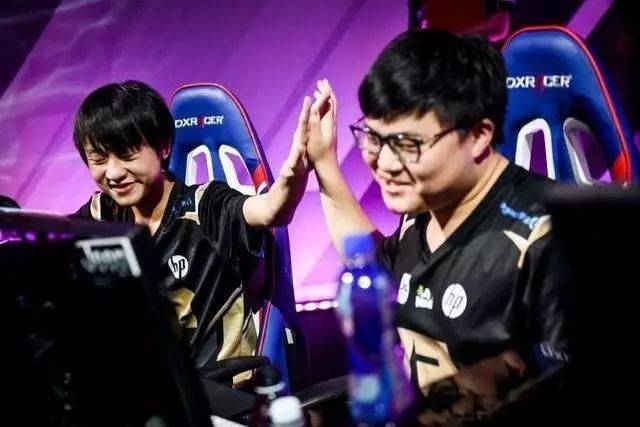 uzi为什么叫电竞巨婴,uzi为什么被称为巨婴