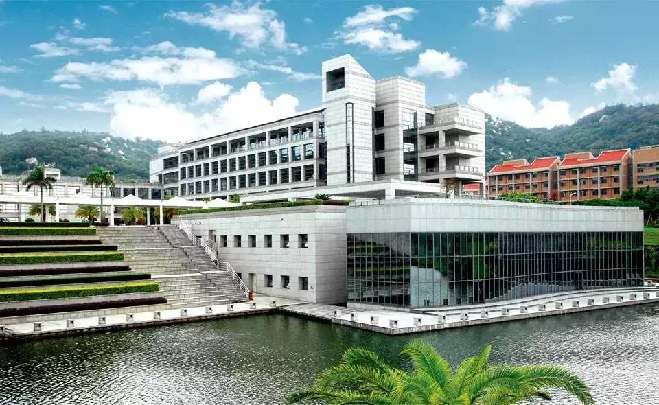 上海比较容易考全日制mpacc院校,mpacc学费最低却最好的大学