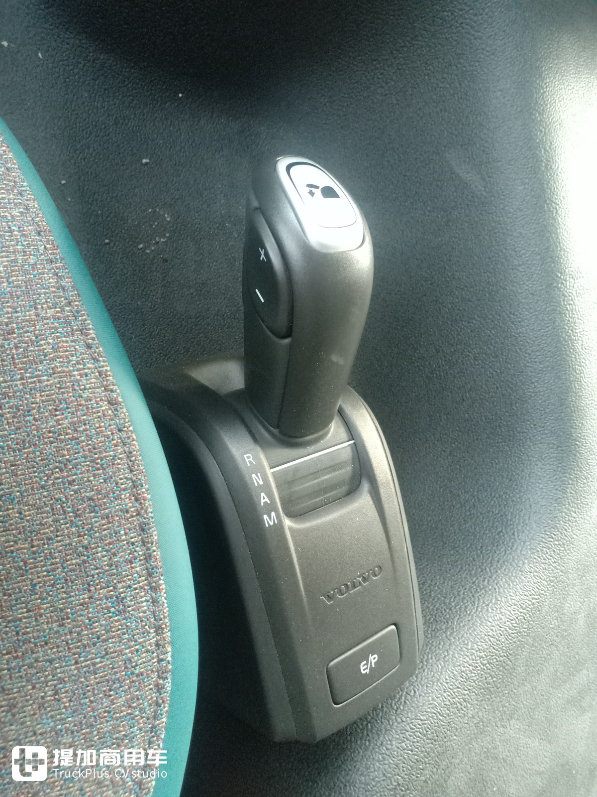 德邦沃尔沃,德邦物流下线沃尔沃运输车