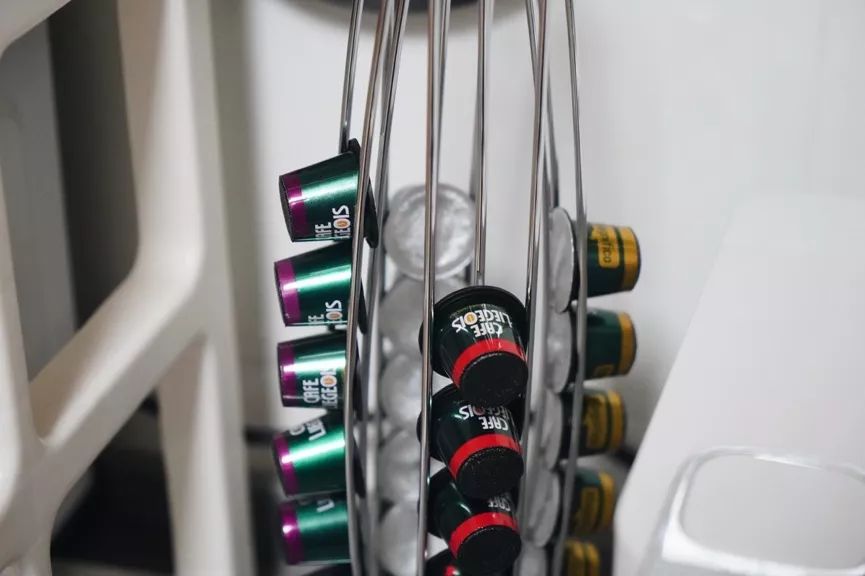 星巴克小型咖啡机,星巴克胶囊咖啡机