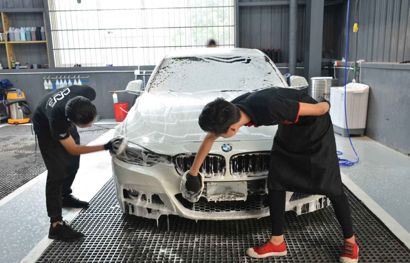 汽车美容洗车店几年回本,汽车美容店专业洗车流程