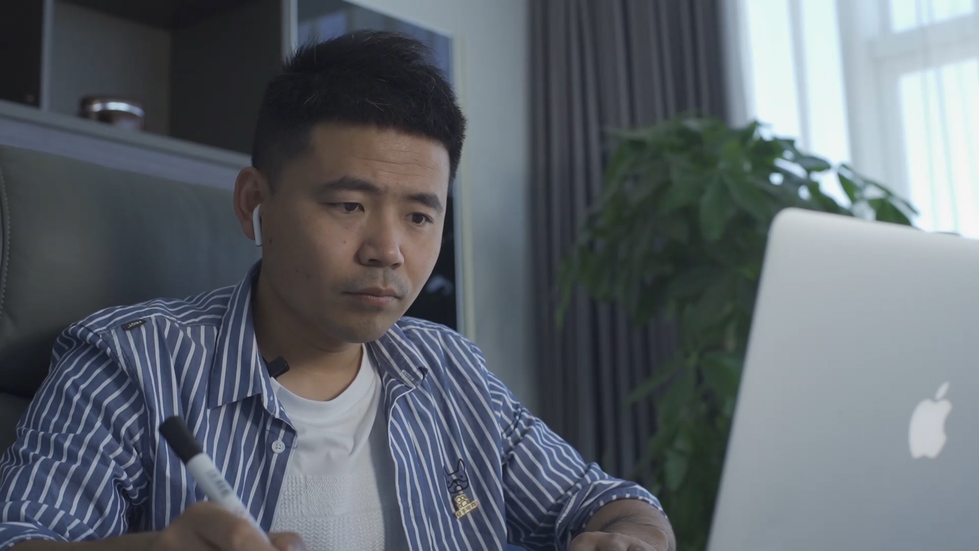 一个山村的姑娘逆袭到创业成功,穷小子逆袭成高富帅梦想成真