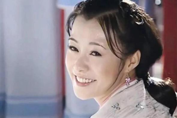 敢演敢说敢挑战郝蕾为何那么自信,郝蕾说自己的目标是表演艺术家