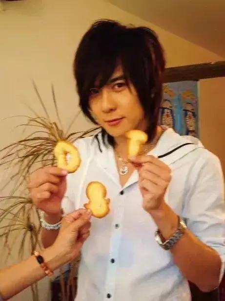 如何分辨鼻子整没整过,如何辨别鼻子有没有整过