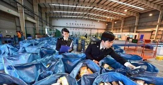 你以为有钱人的腕表都是正品？都是从这里流出，已被拦截查收