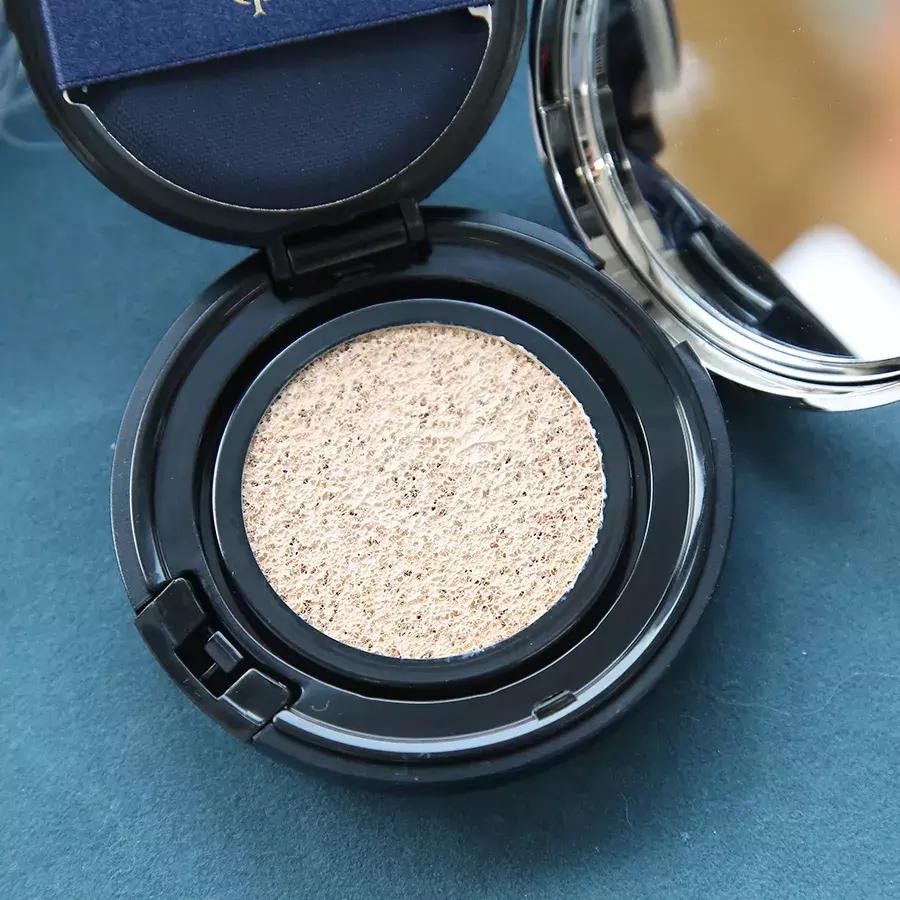 李佳琦超好用的气垫推荐,李佳琦直播间ysl粉气垫值得购买吗