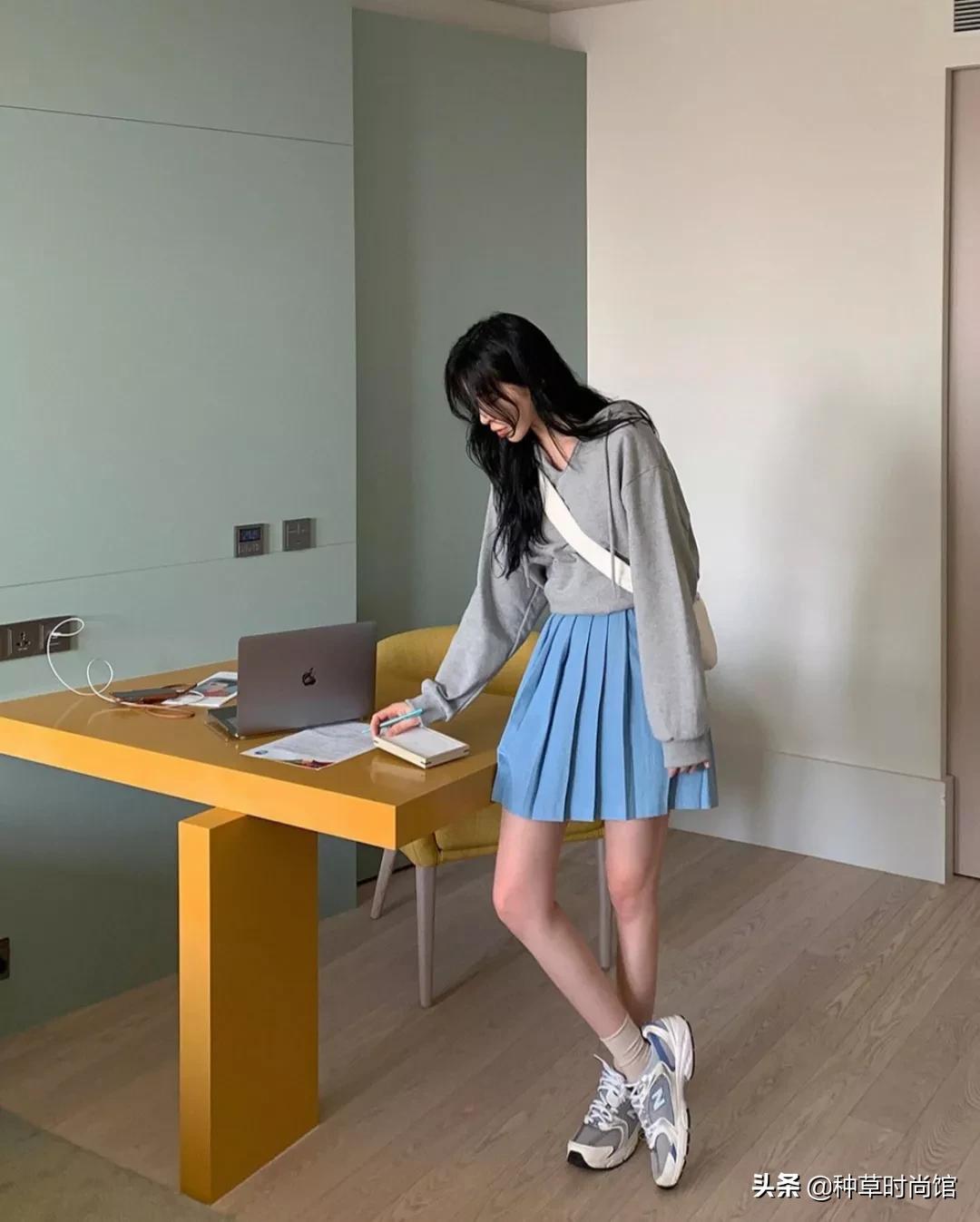 你还在穿普通卫衣吗,为什么你穿的卫衣总是又low又土