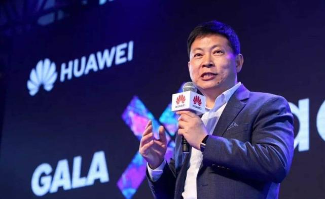 华为mate40pro关闭曲屏显示,华为mate40系列全部黑科技演示