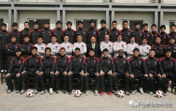 青岛足球风云30载,青岛海牛球迷海纳百川