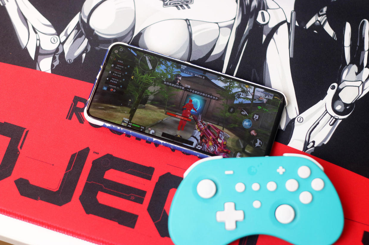 谷粒精灵Pro手柄体验：细腻振动高速回应，体感加持更爽快