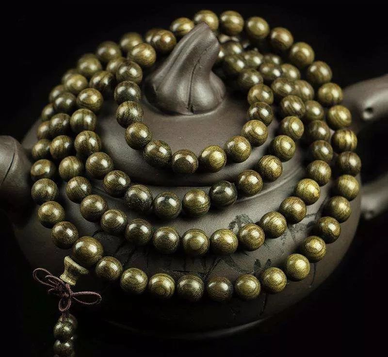 金丝楠枯木老料手串极品图片,极品金丝楠手串