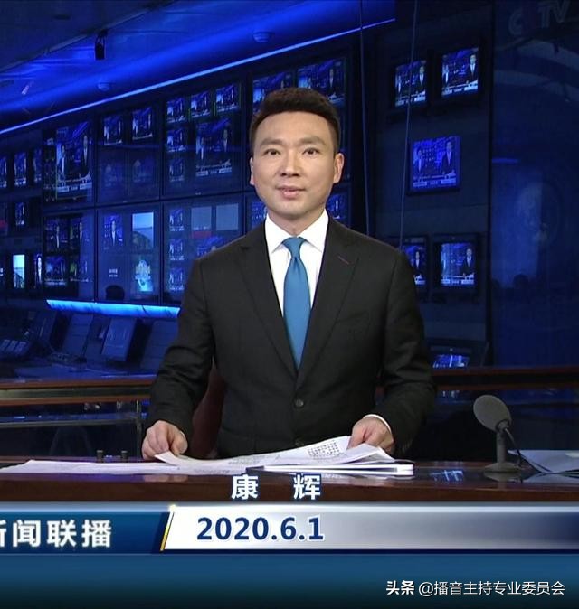 播音主持基本功及入门技巧,播音主持要学什么技巧