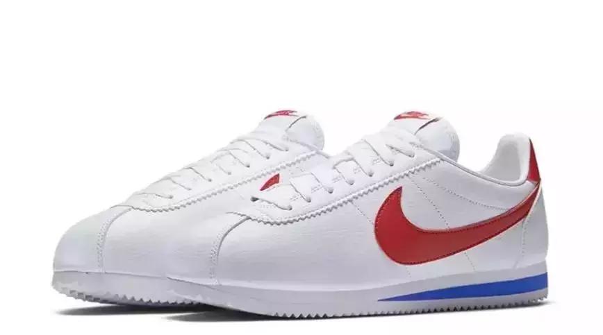 推荐几款比较时尚年轻的男休闲鞋,春夏必备的三双潮鞋男士