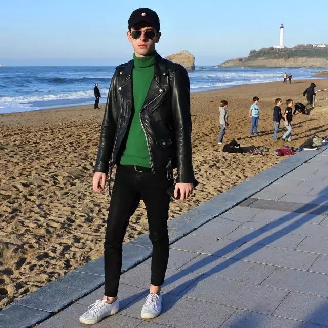夏天穿搭男生一定要学会的穿搭,型男穿搭皮衣是男人最man的单品