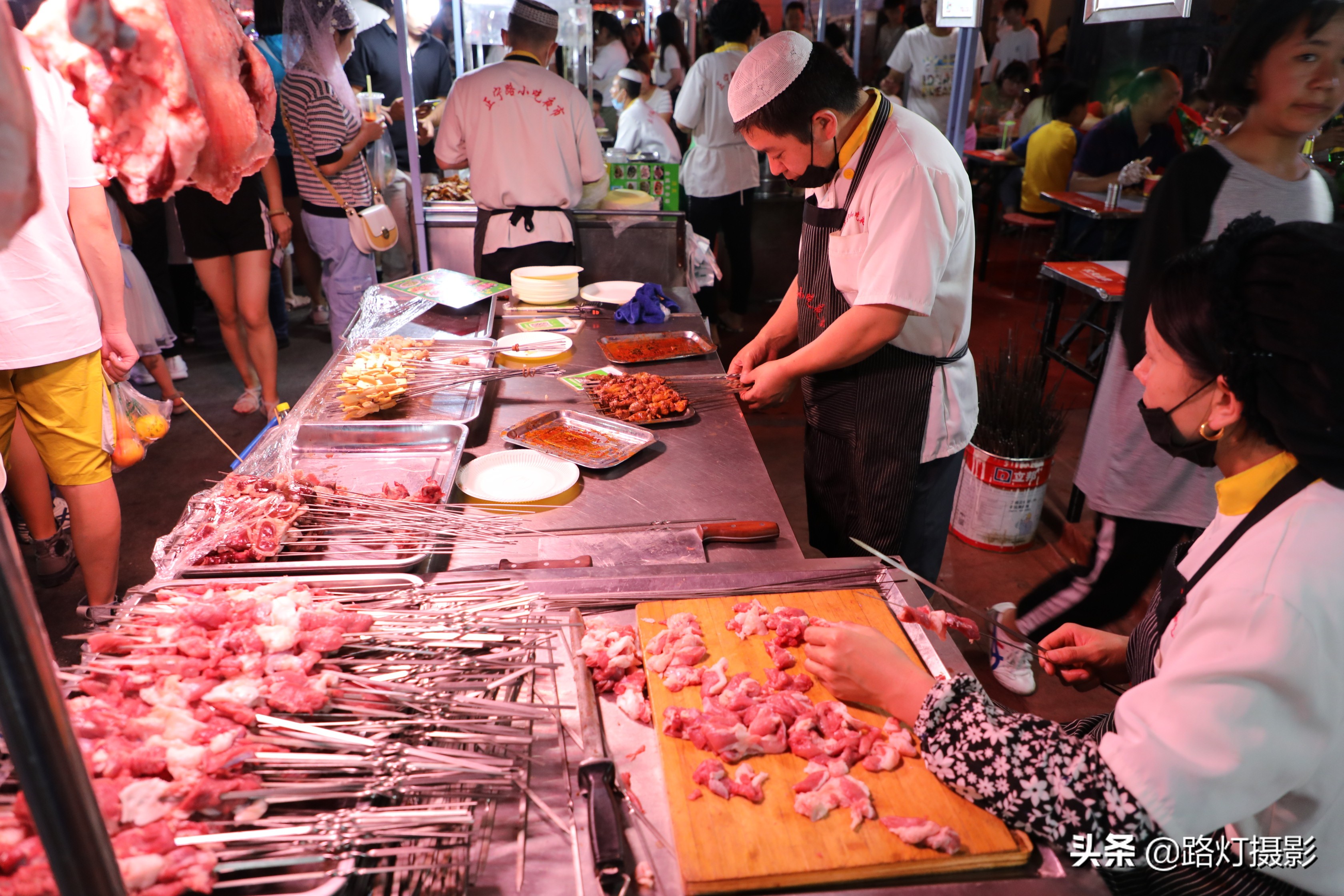 国内专坑游客的10条美食街,坑游客的10条美食街