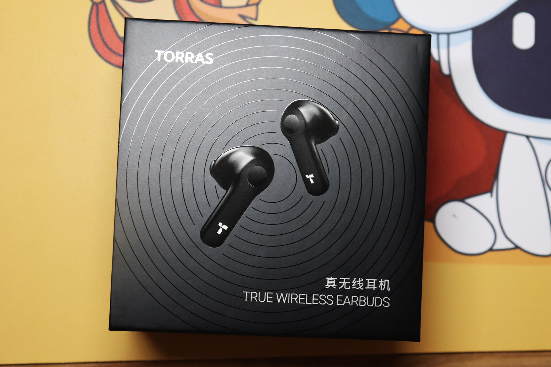 鲸腔有线耳机,500元图拉斯蓝牙耳机降噪测评