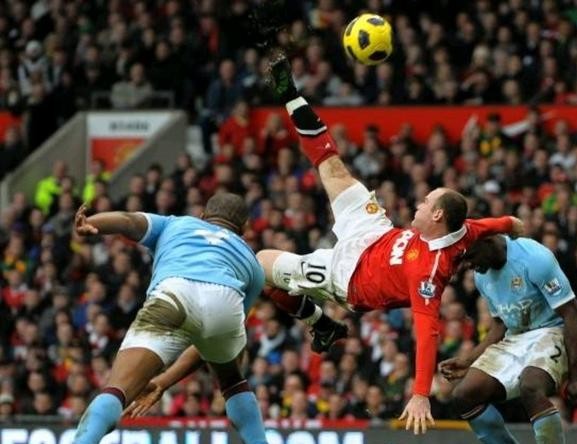 梅西c罗和贝尔谁强,梅西与c罗的倒钩对比