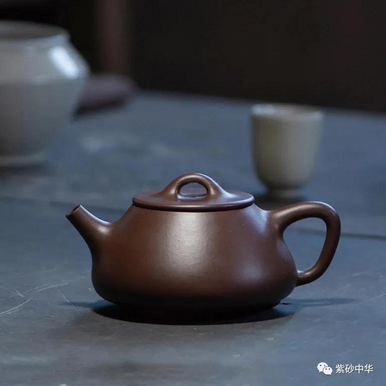 顾景舟49年开国大典紫砂壶的价值,紫砂壶十大经典圆器