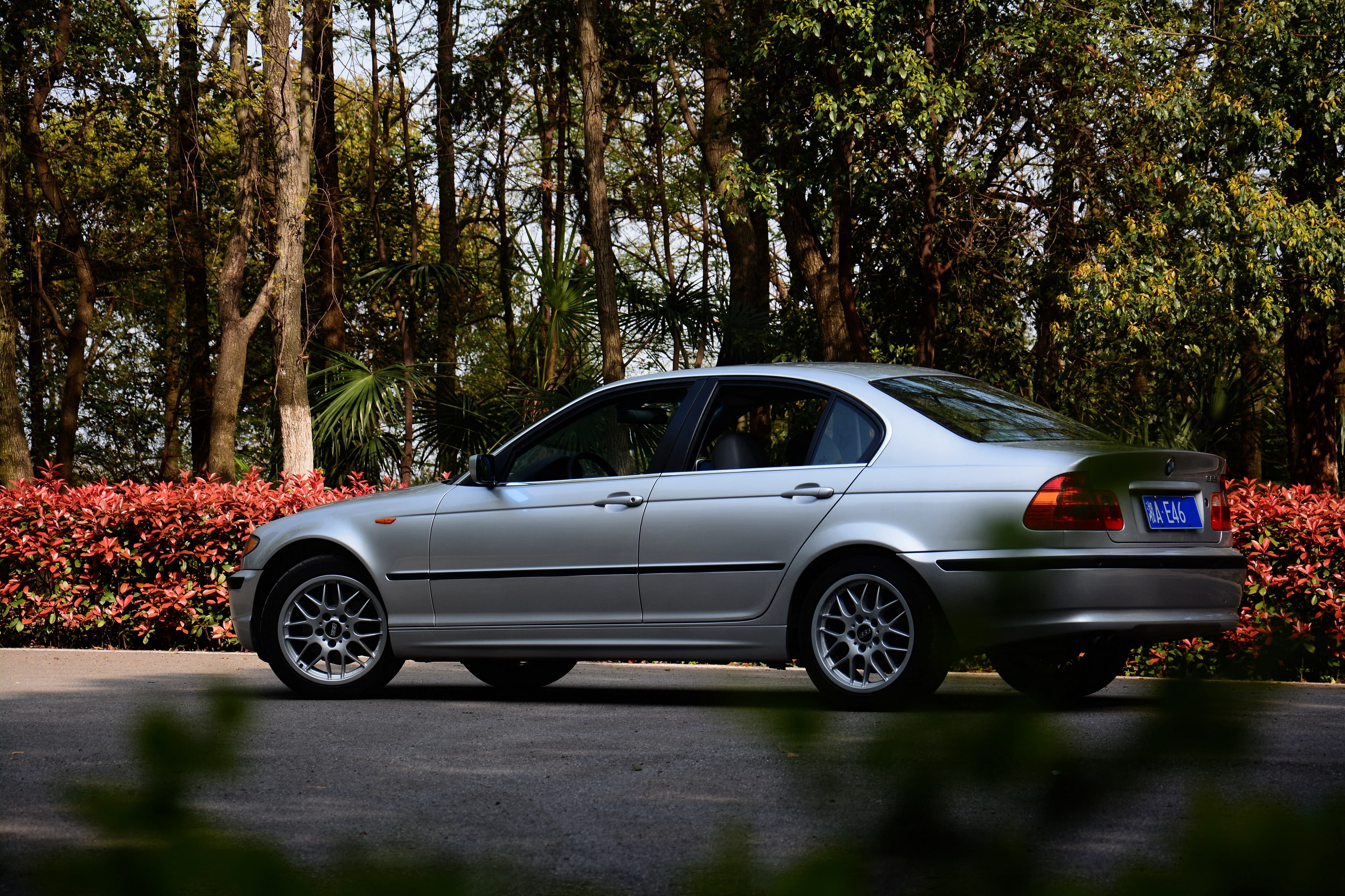 宝马e46325ci测评,宝马e46325i是国几