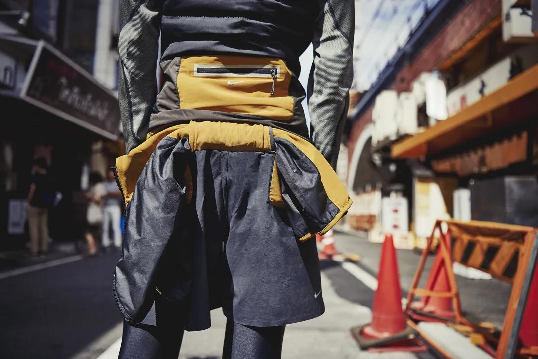 健身短裤平时可以穿吗,健身短裤穿宽松的还是收紧的