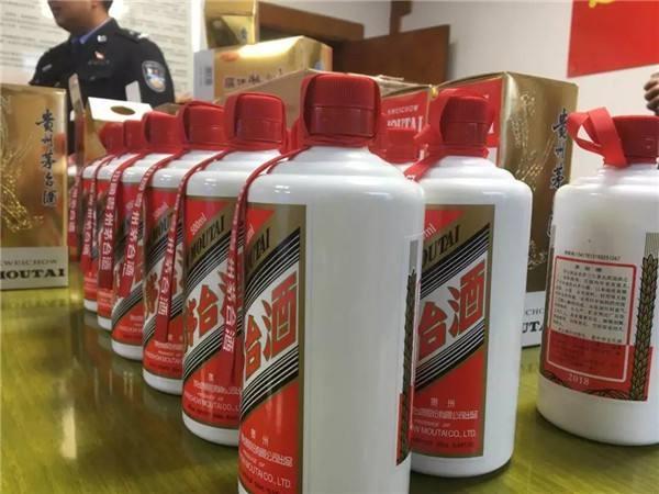 制假茅台窝点被曝出,假茅台窝点抓捕现场