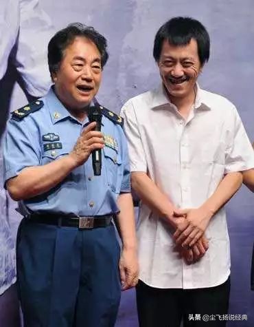 北大毕业，中国第一代网红，他为拍邪典片让媳妇增肥30斤