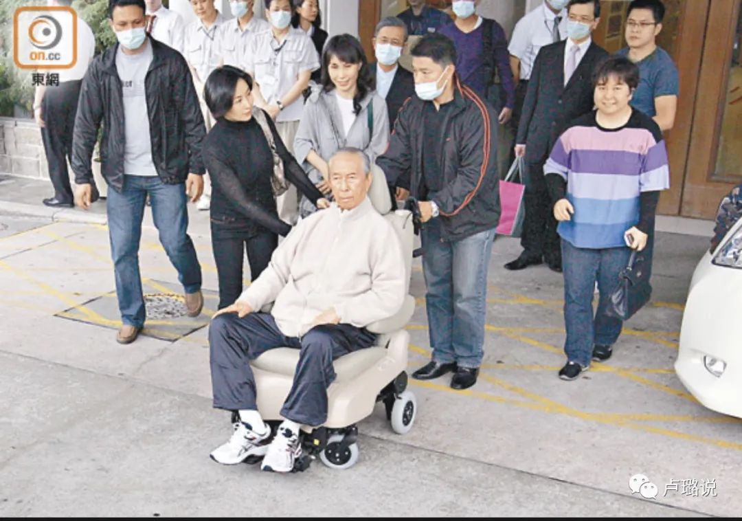 赌王的四个老婆现在状态,赌王四个太太的孩子们关系好吗