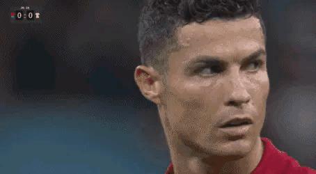 本届欧洲杯足球精彩瞬间,欧洲杯足球捧杯时刻